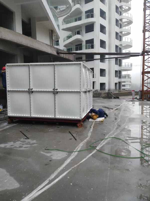 四川洪雅玻璃钢水箱一台规格3m-3m-2m
