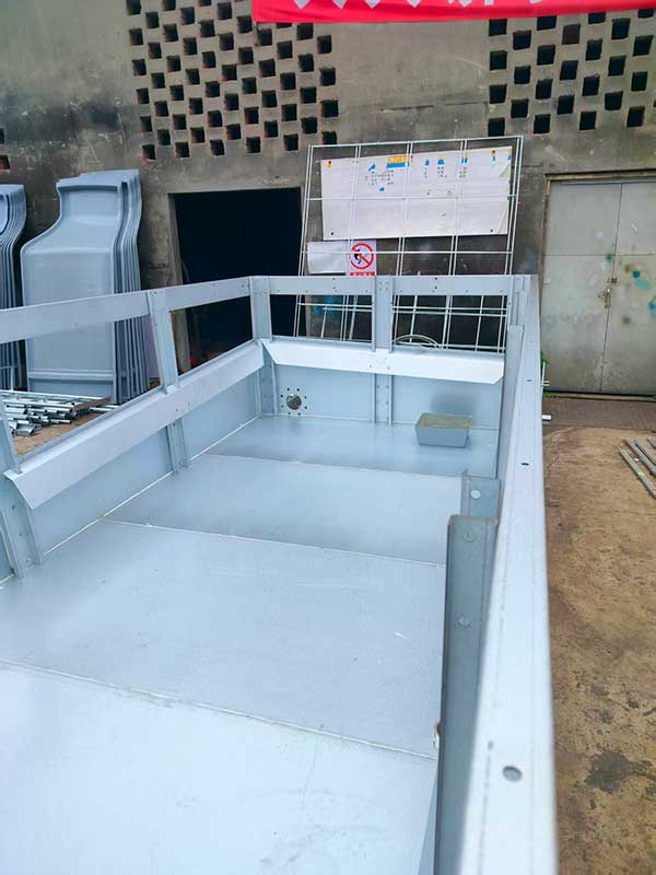 攀枝花闭冷却塔配件，攀枝花闭式冷却塔组装现场