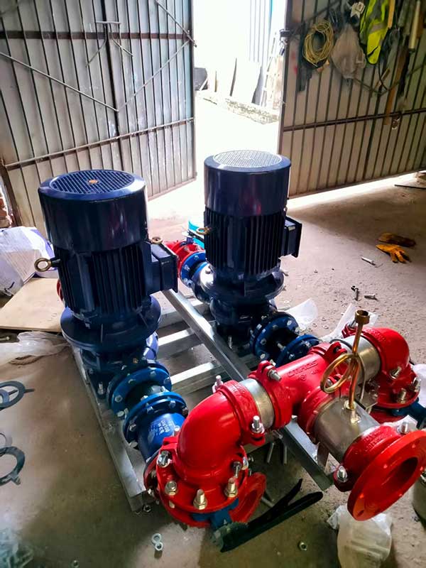 闭式冷却塔循环主泵11KW一用一备