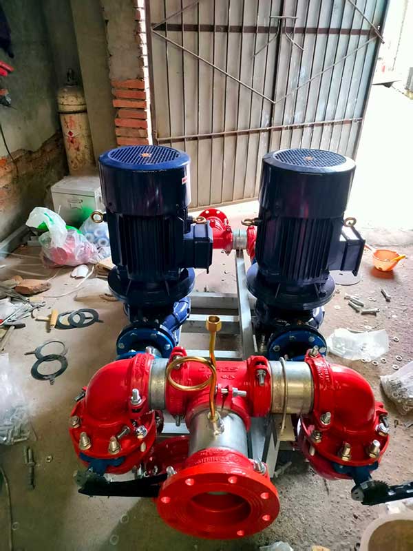 攀枝花闭式冷却塔循环主泵11KW一用一备